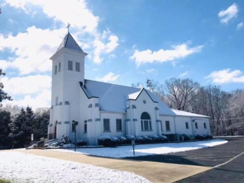 A15 Church bldg & snow